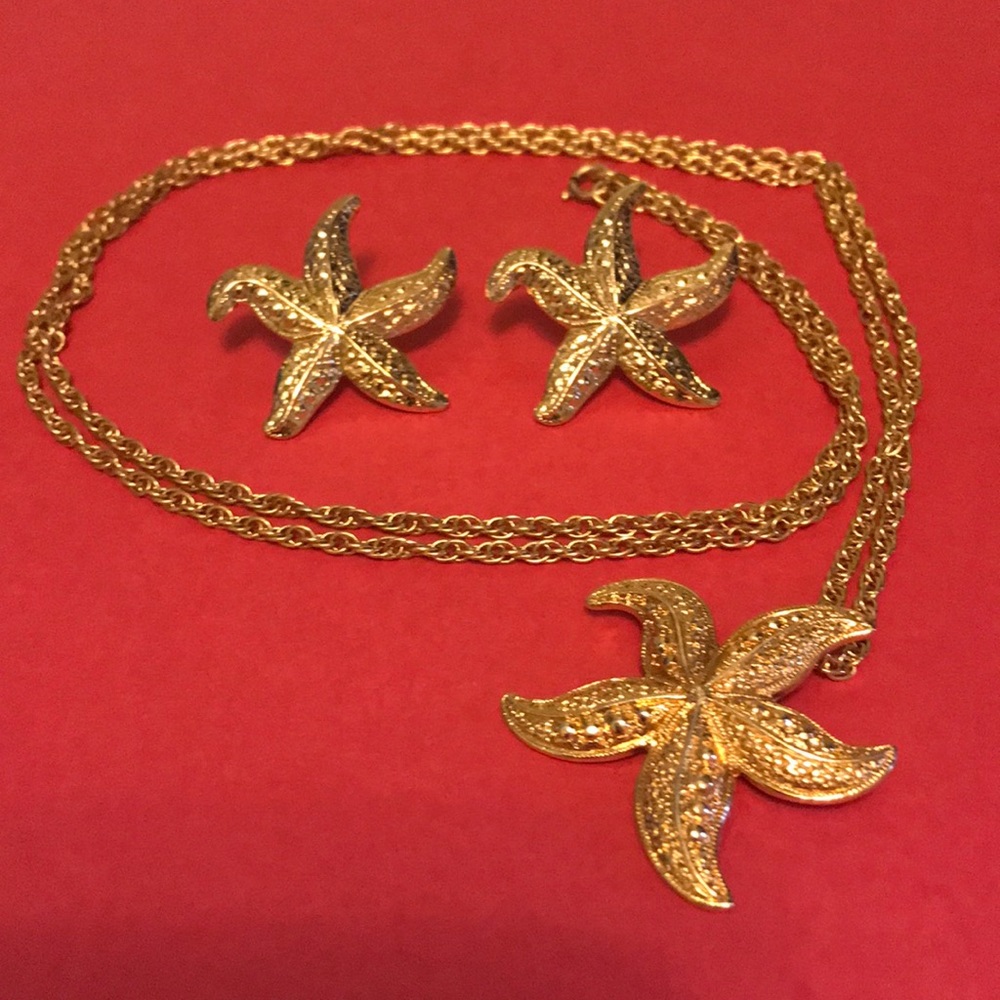Starfish necklace & earring set